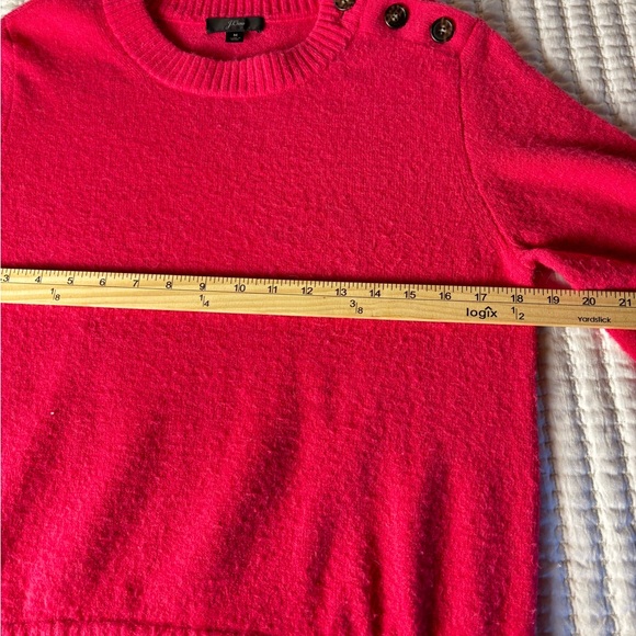 J.Crew Women’s M‎ Barbie Pink Merino Wool Alpaca Blend Sweater Button Shoulder - Picture 3 of 7